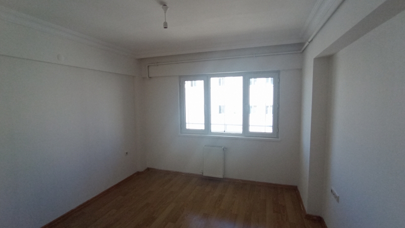 EKOL'DEN ANKARA/ETİMESGUT/ ERYAMAN KİRALIK 5.METROYA YAKIN 1+1 DEMAPARK REZİDANS