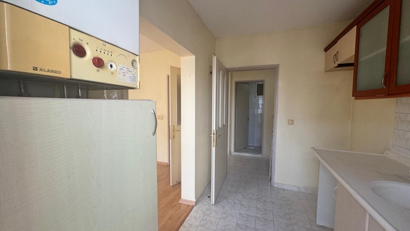 EKOL'DEN ANKARA/ETİMESGUT/ERYAMAN KİRALIK 2+1 METRO YANI ARAKAT DAİRE