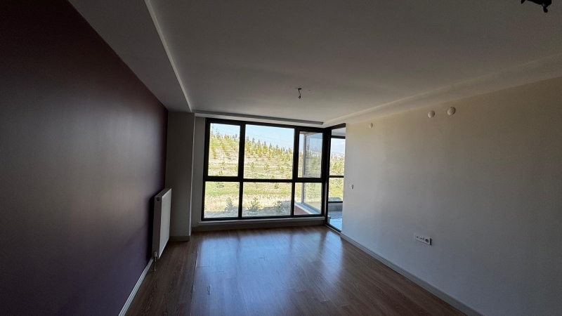 EKOL'DEN ANKARA/ETİMESGUT/ERYAMAN KİRALIK  MEYDAN ERYAMANDA  2+1 ARAKAT METRO YAKINI DAİRE