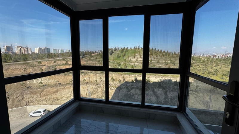 EKOL'DEN ANKARA/ETİMESGUT/ERYAMAN KİRALIK  MEYDAN ERYAMANDA  2+1 ARAKAT METRO YAKINI DAİRE