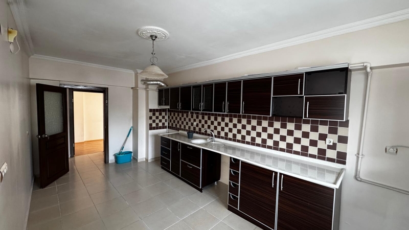 EKOL'DEN ANKARA/ETİMESGUT/ERYAMAN SATILIK 4+1 METRO VE HASTANEYE YAKIN DAİRE
