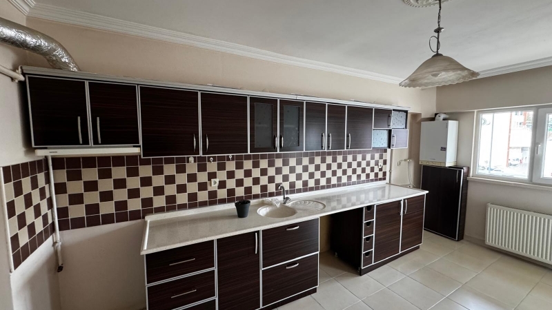 EKOL'DEN ANKARA/ETİMESGUT/ERYAMAN SATILIK 4+1 METRO VE HASTANEYE YAKIN DAİRE