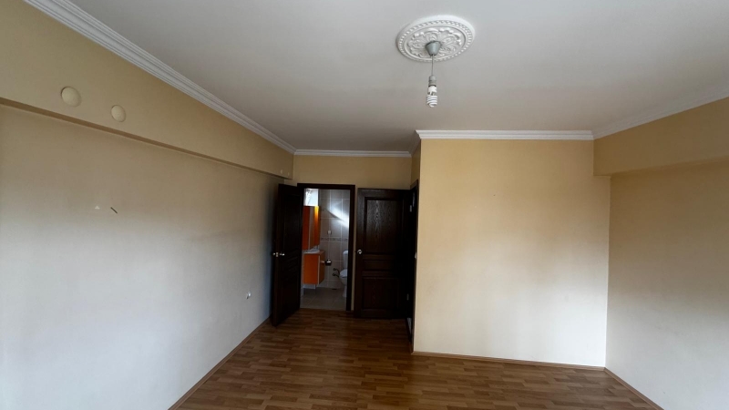 EKOL'DEN ANKARA/ETİMESGUT/ERYAMAN SATILIK 4+1 METRO VE HASTANEYE YAKIN DAİRE