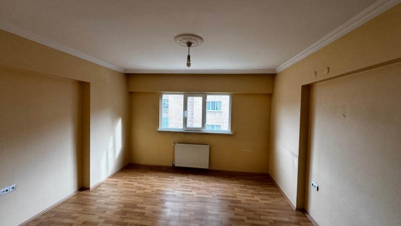 EKOL'DEN ANKARA/ETİMESGUT/ERYAMAN SATILIK 4+1 METRO VE HASTANEYE YAKIN DAİRE