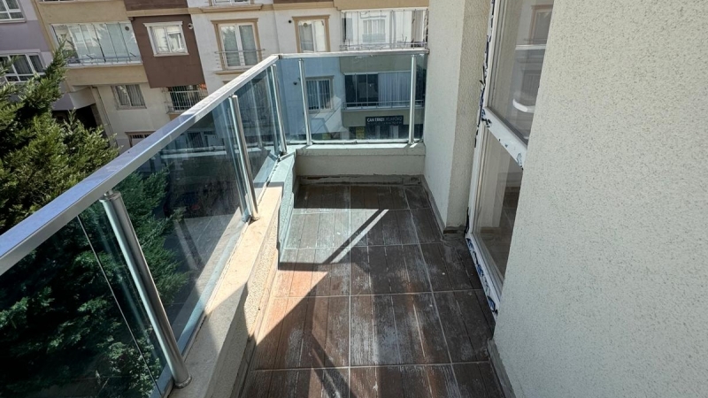 EKOL'DEN ANKARA/ETİMESGUT/ERYAMAN/ŞEKER MAH. KİRALIK 2+1 ARAKAT DAİRE..