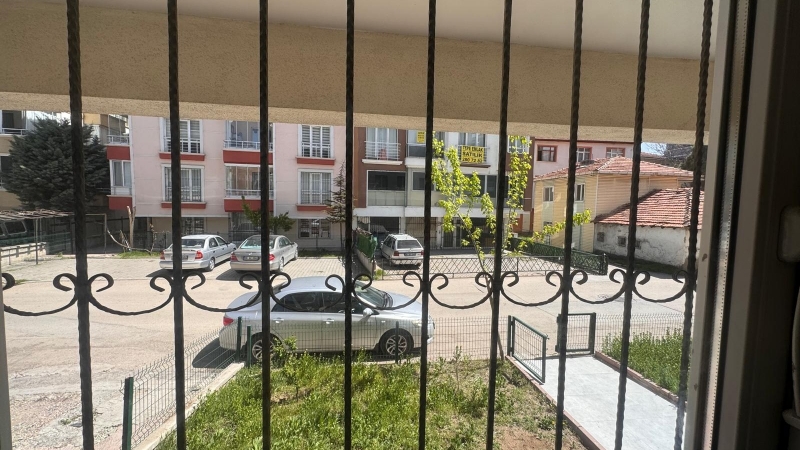 EKOL'DEN ANKARA/ETİMESGUT/ERYAMAN/ŞEKER MAH. KİRALIK 3+1 YÜKSEK GİRİŞ DAİRE..
