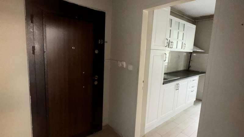EKOL'DEN ETİMESGUT/ERYAMAN KİRALIK 2+1 BETONTAŞ BLOKLARI ARAKAT DAİRE.....