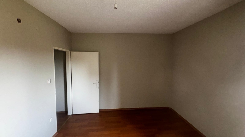 EKOL'DEN ETİMESGUT/ERYAMAN KİRALIK 2+1 BETONTAŞ BLOKLARI ARAKAT DAİRE.....