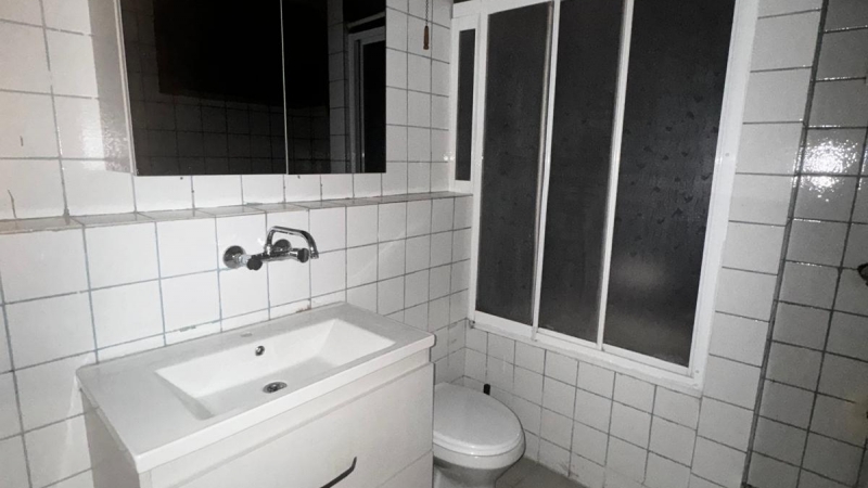 EKOL'DEN ETİMESGUT/ERYAMAN KİRALIK 2+1 BETONTAŞ BLOKLARI ARAKAT DAİRE.....