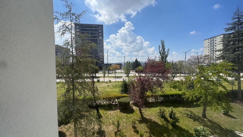 EKOL'DEN ETİMESGUT/ERYAMAN KİRALIK 2+1 BETONTAŞ BLOKLARI ARAKAT DAİRE.....